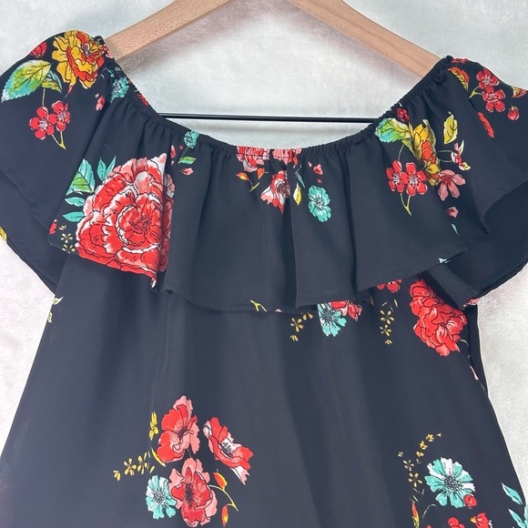Xhilaration Black Floral Print Ruffle Neck Short Sleeve Off Shoulder Top Size Sm - Picture 6 of 11